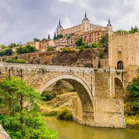 Toletvm Apartametos Turisticos * Toledo