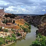 Apartament Toletvm Turisticos *